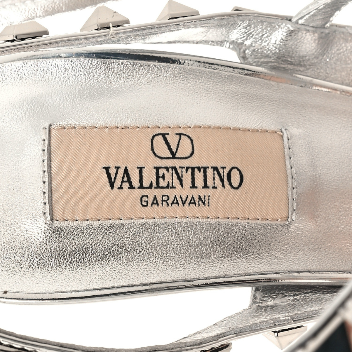 VALENTINO GARAVANI ROCKSTUD ANKLE STRAP PUMPS 100MM SILVER METALLIC PATENT