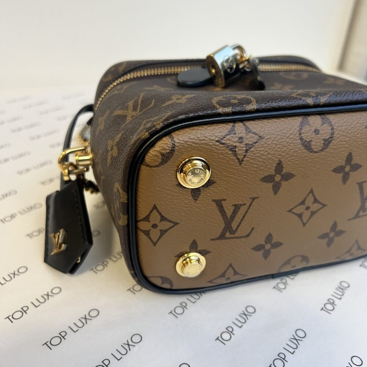 LOUIS VUITTON VANITY PM & FRAME SANDALS SET