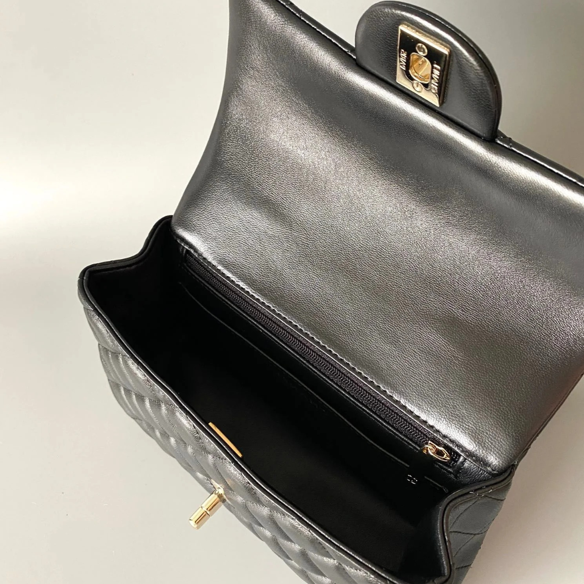 CHANEL MINI FLAP BAG – BLACK