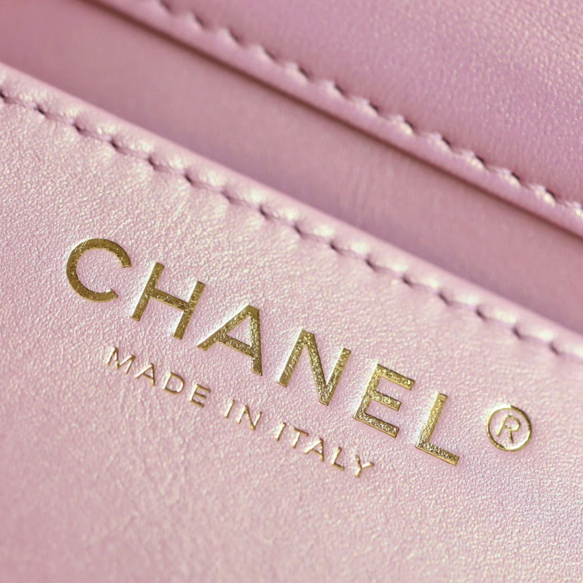 CHANEL CLASSIC FLAP MINI BAG IN PINK LAMBSKIN WITH GOLD HARDWARE