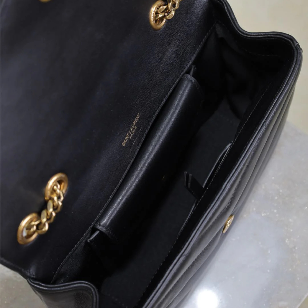 YSL SIGNATURE SET– LOULOU BAG & OPYUM SANDAL