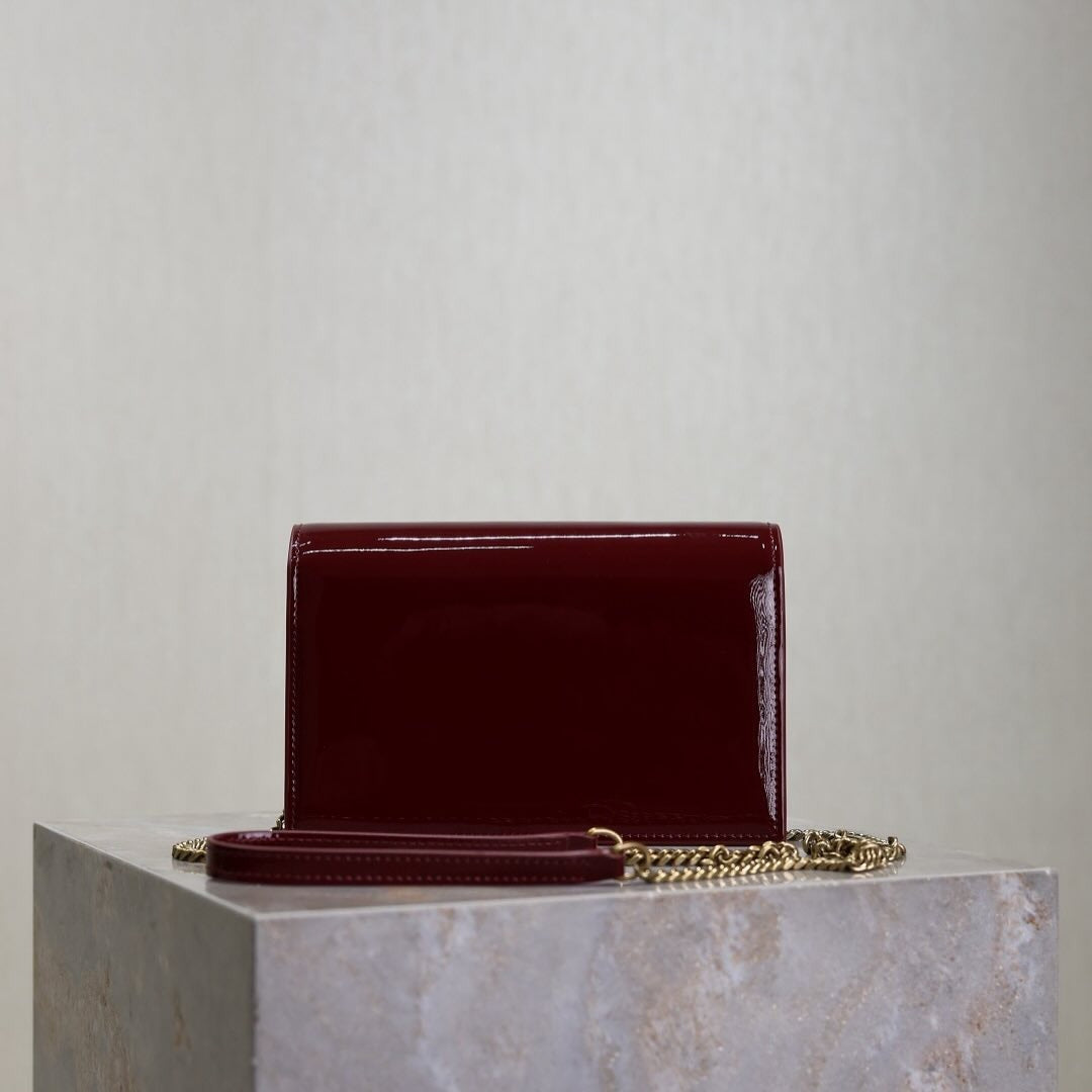 YVES SAINT LAURENT KATE SMALL IN PATENT LEATHER